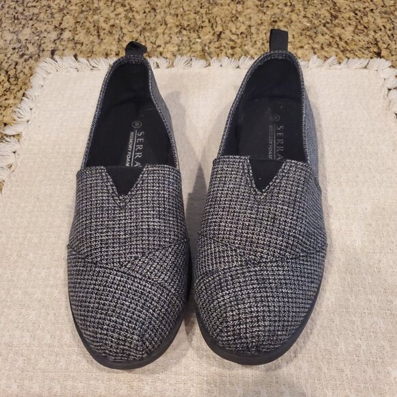 SERRA Black Slip on Women's Shoes Memory Foam ~ Size 9 - Picture 1 of 8
